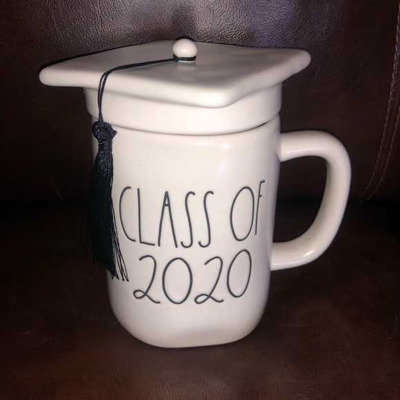 Rae Dunn Class of 2020 Grad Mug - Picture 1 of 4